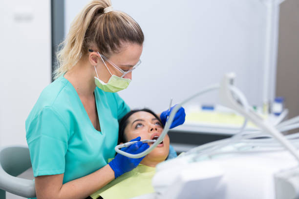 Best Emergency Treatment for Toothache in Hamshire, TX